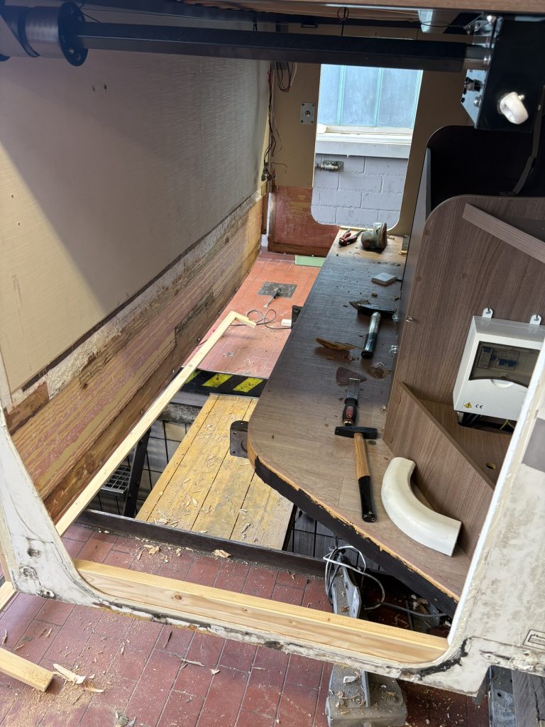 Professionelle Wasserschaden-Reparatur an einem Wohnmobil bei Campers´ Checkpoint.